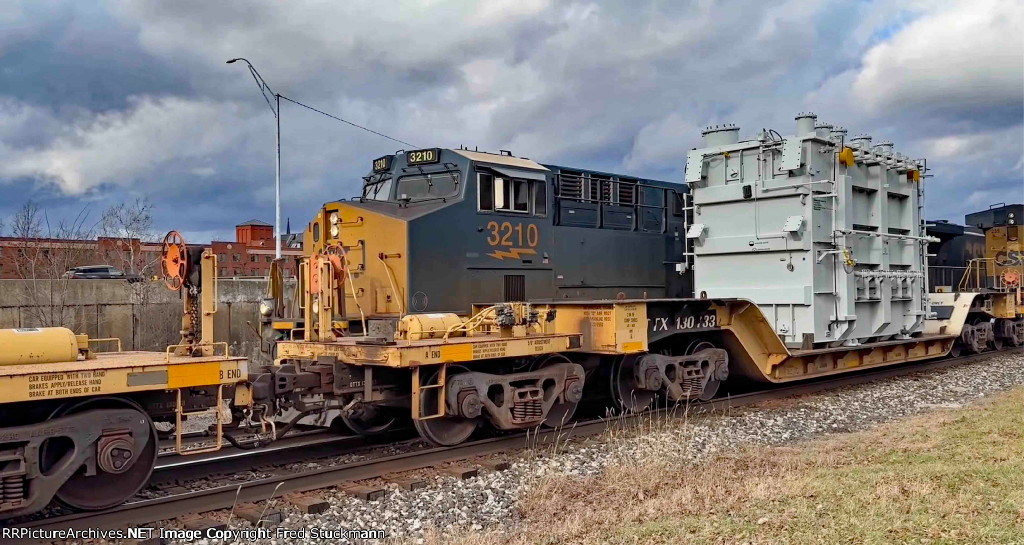 CSX 3210 leads M225.